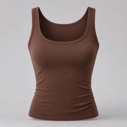 Figurbetontes Tanktop mit weitem Rundhalsausschnitt